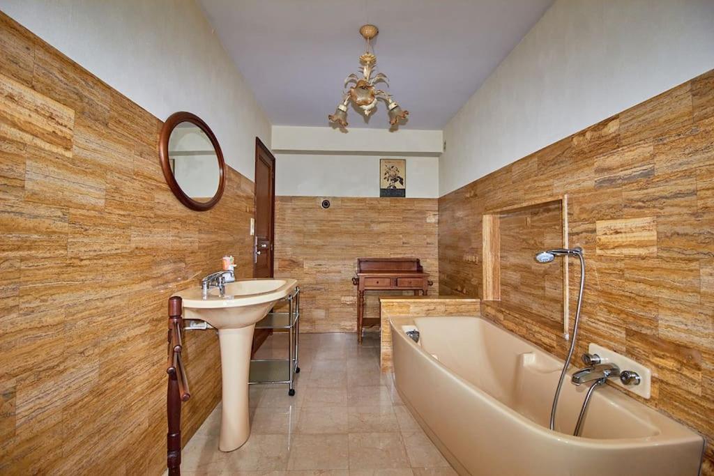 Villa La Premiere Pierre à Pierric Extérieur photo